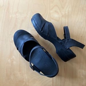 Sanita (original Dansko) Margrethe Clog Sandal Black 39 / US 8.5